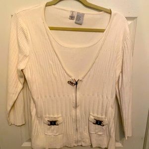 Light weight sweater